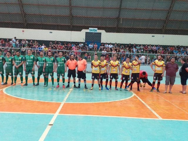 Camarões derrota ECUPT na abertura do Futsal da Cidade em Soledade