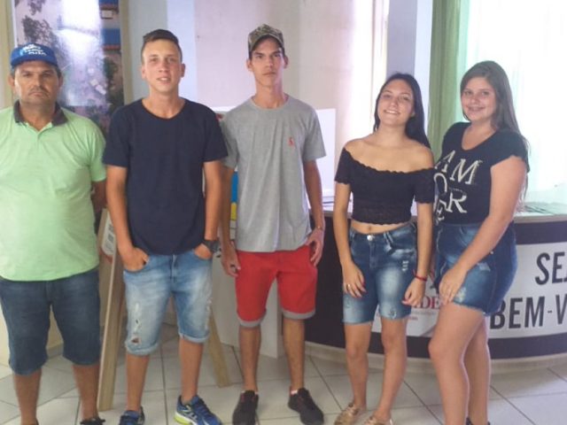 Jovens soledadenses matriculados em Escola Agrícola de Fontoura Xavier buscam auxílio da Prefeitura de Soledade para transporte