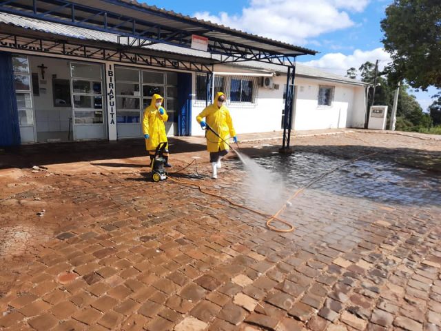 Prefeitura de Ibirapuitã está realizando a higienização e limpeza das ruas