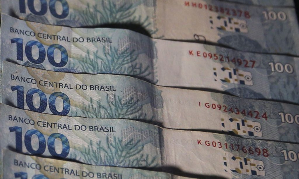 Economia Governo Central fecha novembro com déficit primário de R$ 14,7 bi