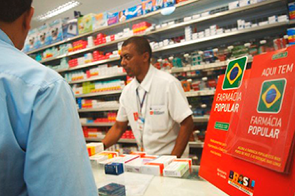 Farmácia Popular: quem recebe Bolsa Família terá acesso gratuito aos 40 medicamentos, diz governo