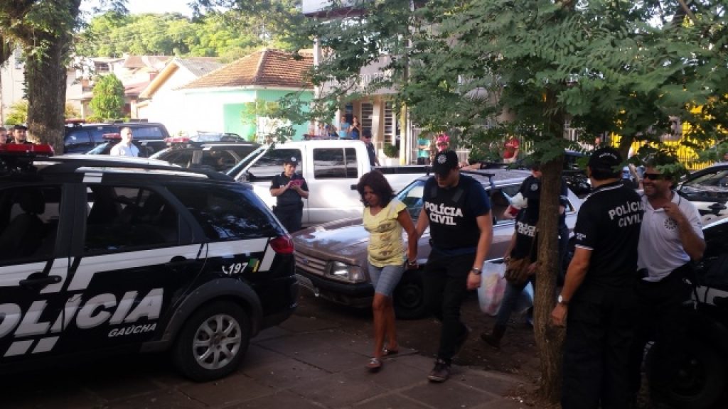 Polícia Civil deflagra operação contra tráfico de drogas em Tapera