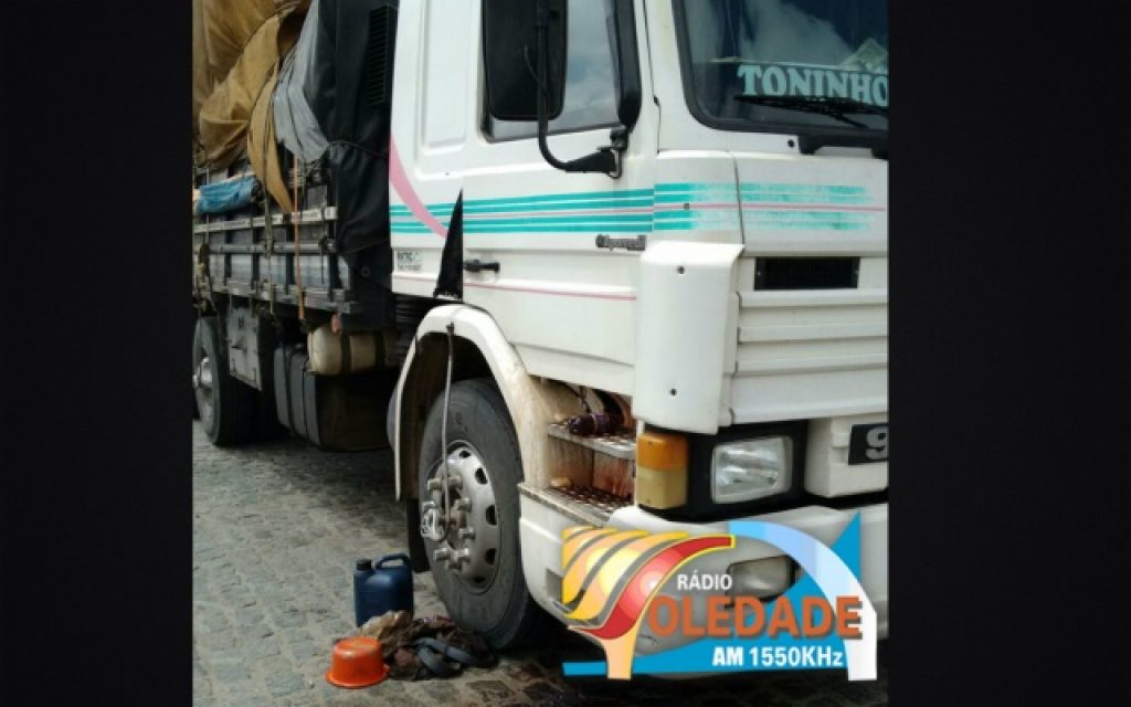 Corpo é encontrado em caminhão com placas de Arvorezinha na BR 101,  na Bahia
