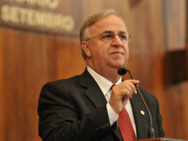Com 46 votos a favor, Basegio se torna o primeiro deputado cassado na Assembleia gaúcha