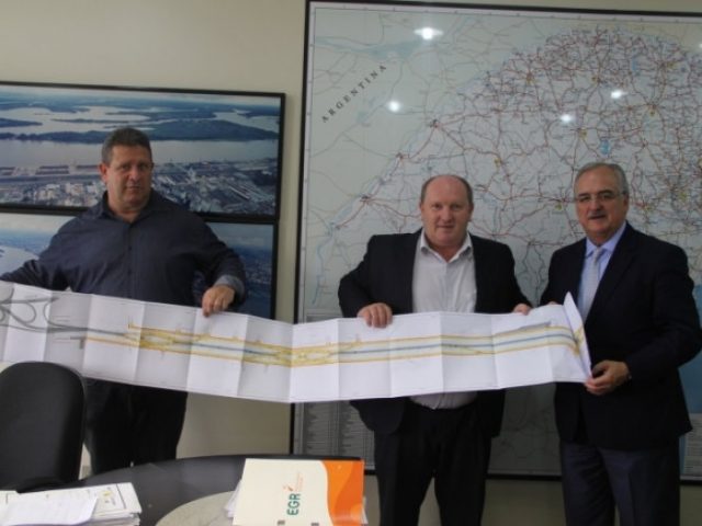 Prefeito de Tio Hugo apresenta demandas ao secretário dos Transportes