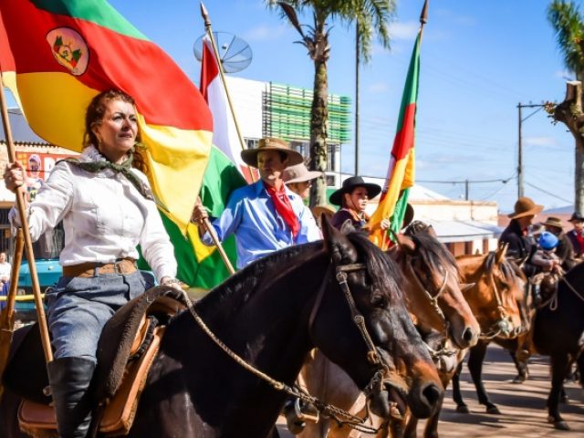Entidades tradicionalistas se preparam para o Desfile Farroupilha em Soledade